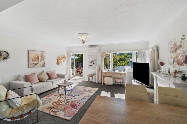 Photo of property in 21 Howe Street, Howick, Auckland, 2014