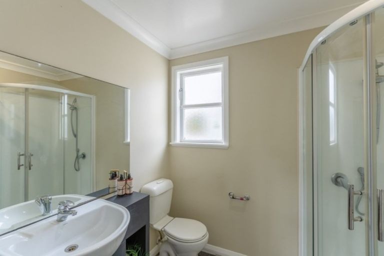 Photo of property in 62 Chapman Crescent, Naenae, Lower Hutt, 5011