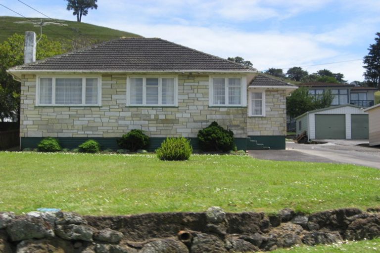 Photo of property in 52 Mountain Road, Mangere Bridge, Auckland, 2022