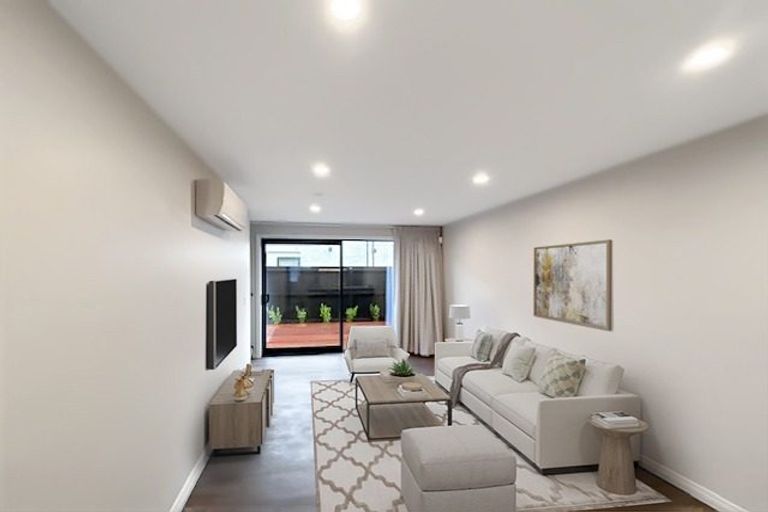 Photo of property in 2/43 Sugden Street, Spreydon, Christchurch, 8024