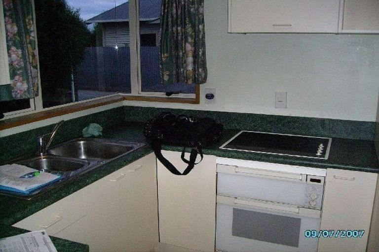 Photo of property in 2/15 Lyndon Street, Riccarton, Christchurch, 8011