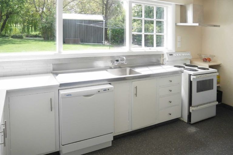 Photo of property in 279 Centaurus Road, Hillsborough, Christchurch, 8022