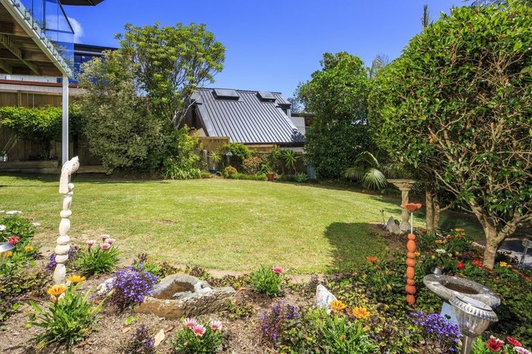 Photo of property in 3/8 Braemar Road, Castor Bay, Auckland, 0620