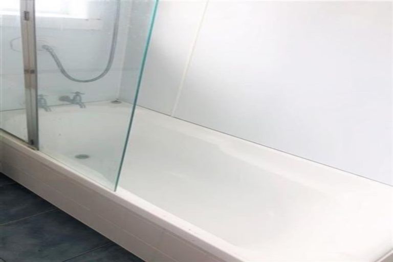 Photo of property in 54 Marama Crescent, Spotswood, New Plymouth, 4310