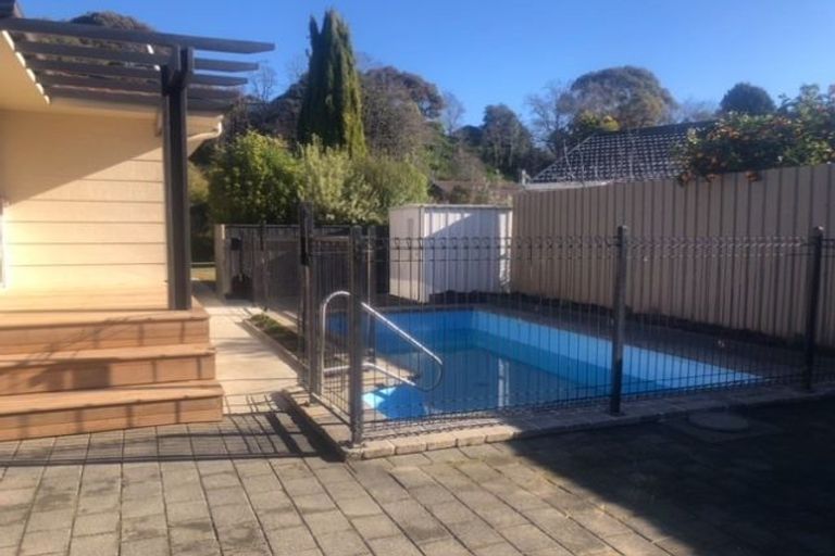 Photo of property in 16 Von Dadelszen Place, Havelock North, 4130