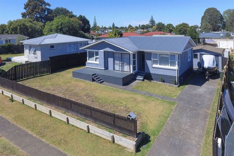 Photo of property in 15 Bettina Place, Manurewa, Auckland, 2102