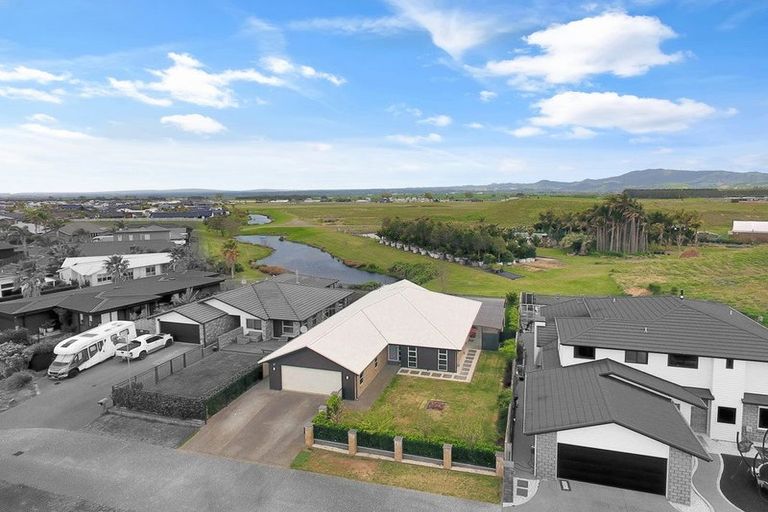 Photo of property in 39 Montia Close, Papamoa Beach, Papamoa, 3118