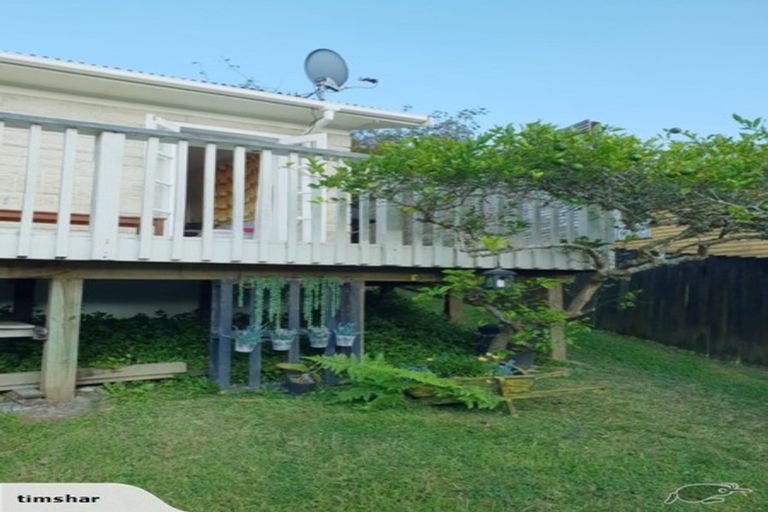 Photo of property in 25 Mcphail Street, Birkdale, Auckland, 0626