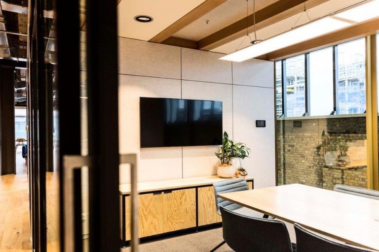 Photo of property in 12 Madden Avenue, Kumeu, 0810