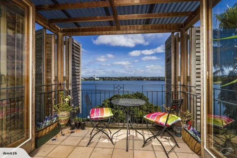 Photo of property in 1/198 Hurstmere Road, Takapuna, Auckland, 0622