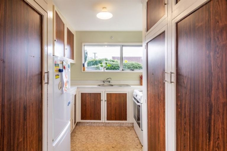 Photo of property in 2/350 Worcester Street, Linwood, Christchurch, 8011