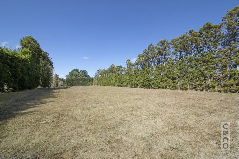 Photo of property in 902 Old North Road, Waimauku, 0882