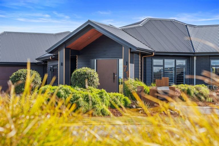 Photo of property in 71 Alan Livingston Drive, Cambridge, 3434