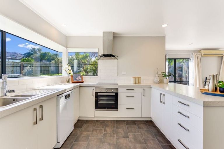 Photo of property in 215 Grandview Road, Grandview Heights, Hamilton, 3200