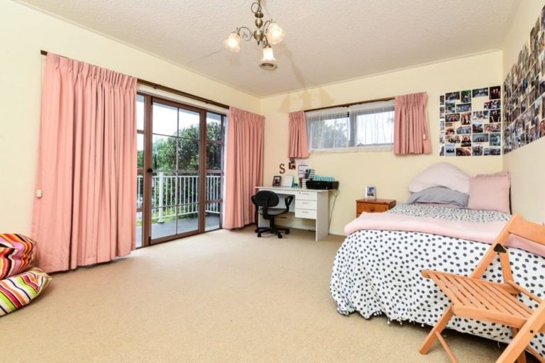 Photo of property in 28 Silva Crescent, Riverlea, Hamilton, 3216