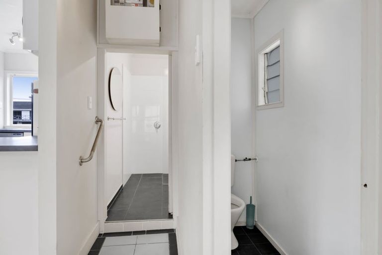 Photo of property in 64 Ngamotu Road, Spotswood, New Plymouth, 4310