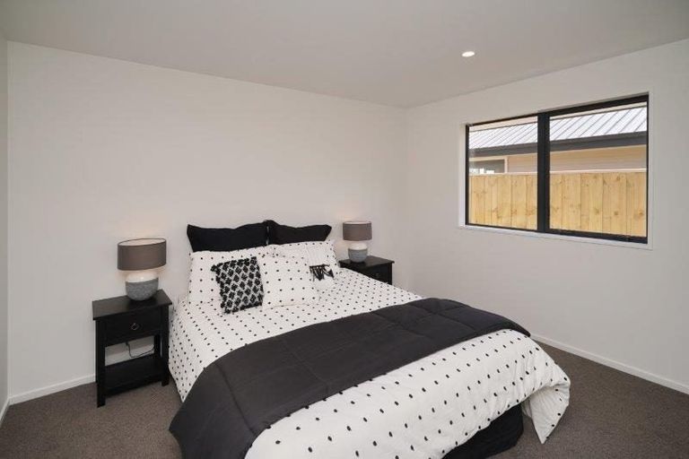 Photo of property in 45 Pegasus Boulevard, Pegasus, 7612