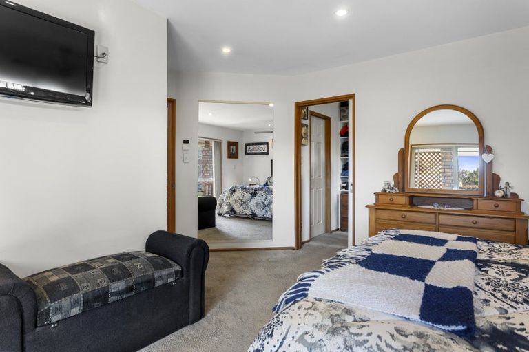 Photo of property in 37 Woodglen Drive, Woodend, 7610