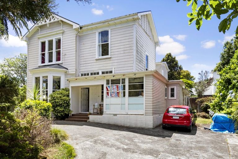 Photo of property in 24 Hatton Street, Karori, Wellington, 6012