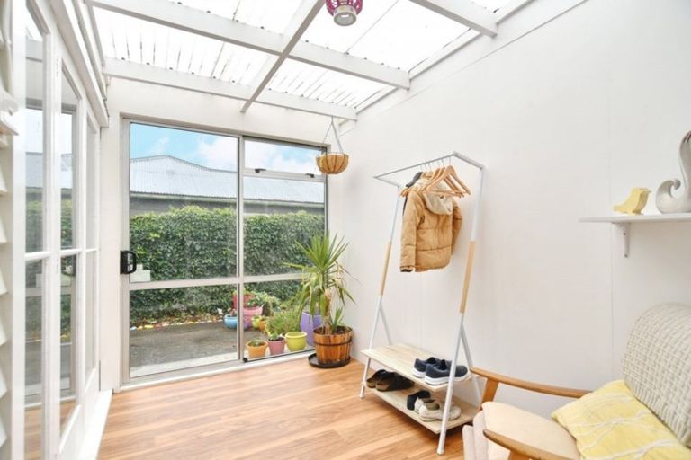 Photo of property in 60a Neill Street, Hornby, Christchurch, 8042