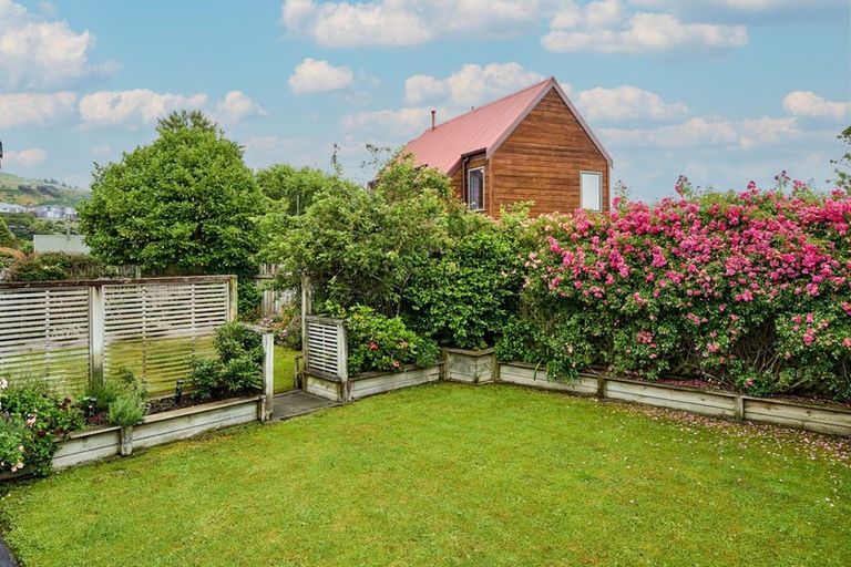 Photo of property in 3 Musket Lane, Whitby, Porirua, 5024