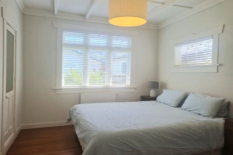 Photo of property in 4 Lochiel Road, Khandallah, Wellington, 6035