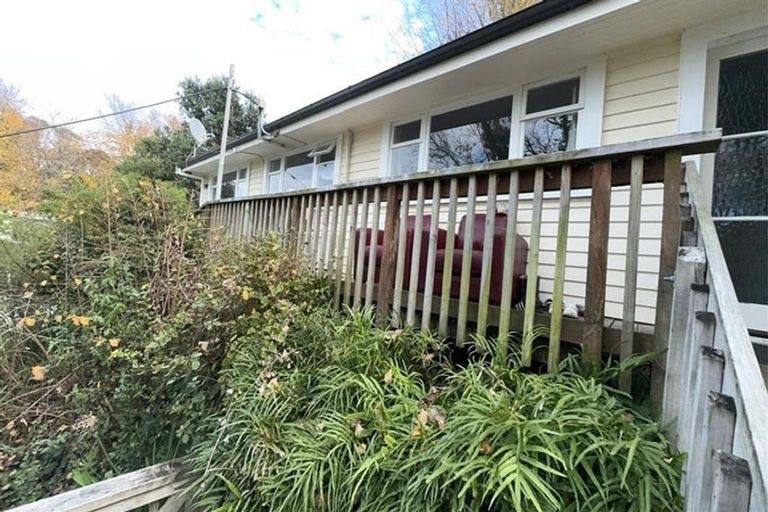 Photo of property in 22 Milton Road, Bluff Hill, Napier, 4110