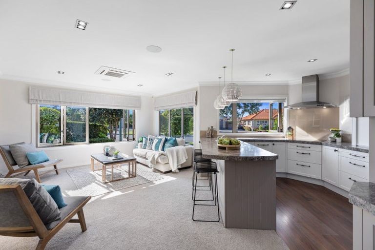 Photo of property in 562 Gloucester Road, Papamoa Beach, Papamoa, 3118