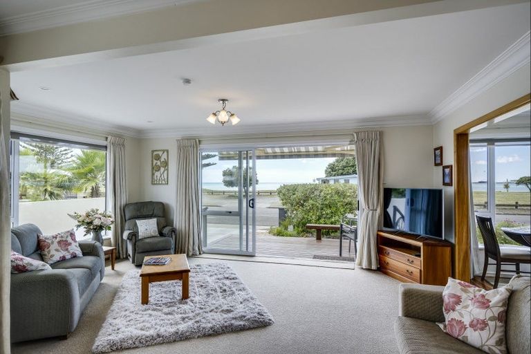Photo of property in 18 The Esplanade, Westshore, Napier, 4110