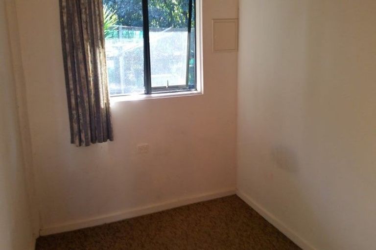 Photo of property in 15a Barrett Road, Whalers Gate, New Plymouth, 4310