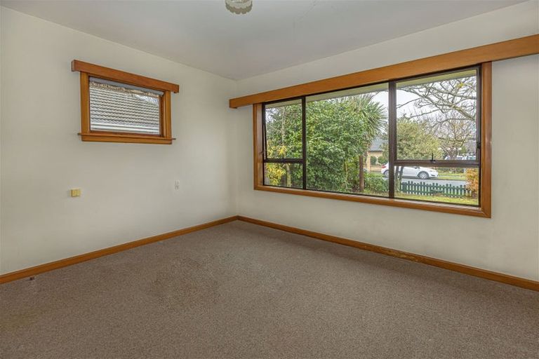 Photo of property in 10 Colman Avenue, Sockburn, Christchurch, 8042