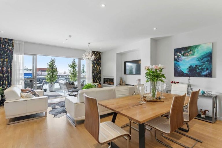 Photo of property in 215/24 Wellington Street, Howick, Auckland, 2014