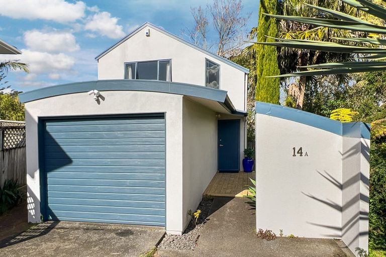 Photo of property in 14a Mchardy Place, Glenfield, Auckland, 0627