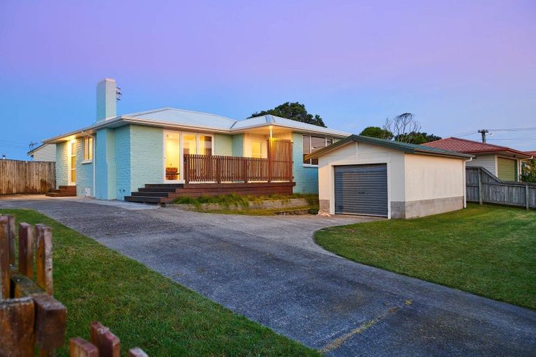 Photo of property in 21 Crane Street, Mount Maunganui, 3116