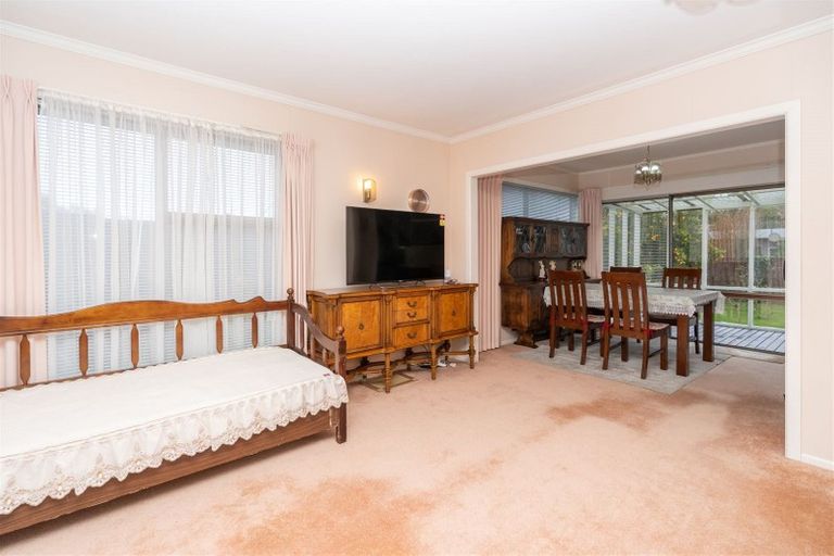 Photo of property in 43 Glen Lynne Avenue, Queenwood, Hamilton, 3210