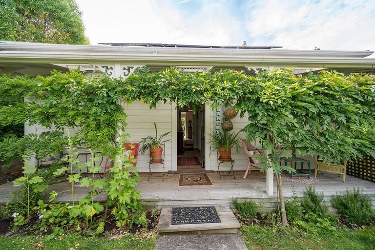 Photo of property in 6 Rentone Street, Stepneyville, Nelson, 7010