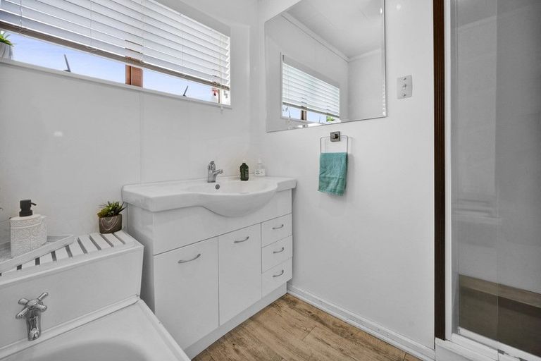 Photo of property in 15 Pukekohatu Street, Waitara, 4320