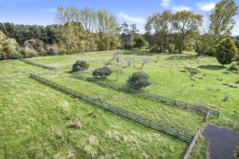 Photo of property in 41c Ryburn Road, Newstead, Hamilton, 3286