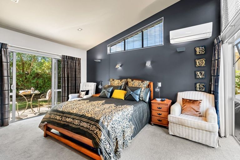 Photo of property in 22 Mamaku Drive, One Tree Point, 0118