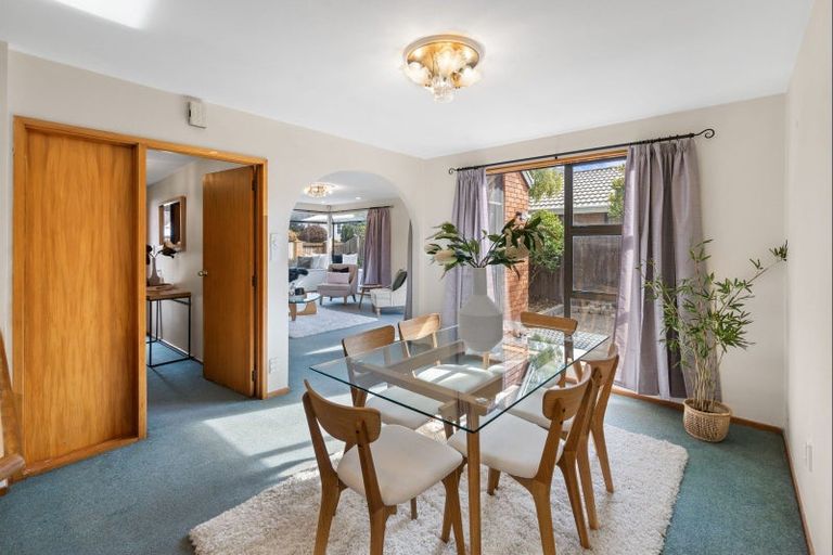 Photo of property in 18 Briarmont Street, Avondale, Christchurch, 8061