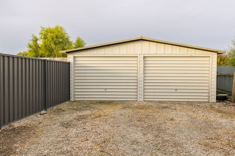 Photo of property in 6 Oxford Street, Waimate, 7924