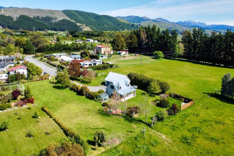 Photo of property in 10 Fishtail Vue, Wairau Valley, Blenheim, 7271