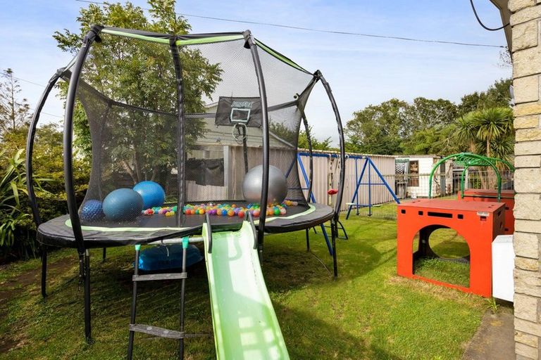 Photo of property in 20 Cutfield Street, Inglewood, 4330