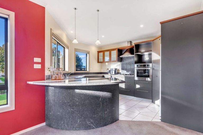 Photo of property in 20 Golden Courie Close, Papamoa Beach, Papamoa, 3118