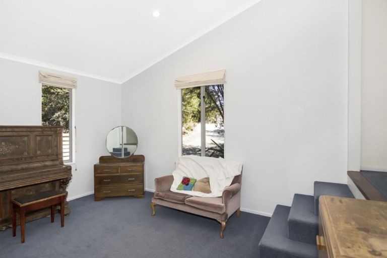 Photo of property in 98 Totara View Road, Wakefield, 7095