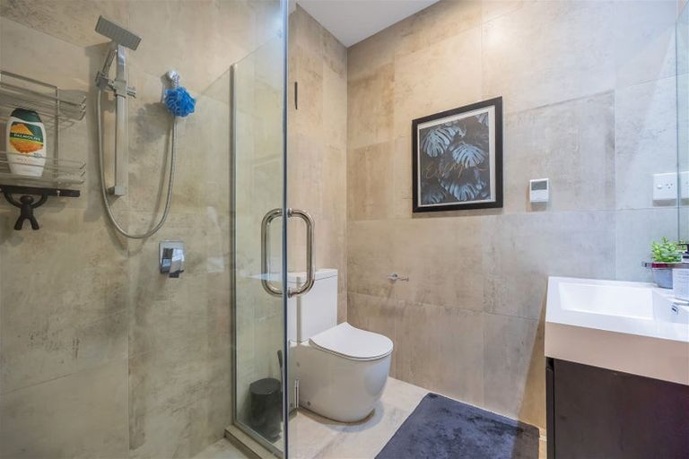 Photo of property in 5 Dida Park Drive, Kumeu, 0810