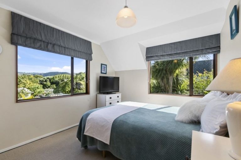 Photo of property in 36a Whites Line West, Woburn, Lower Hutt, 5010