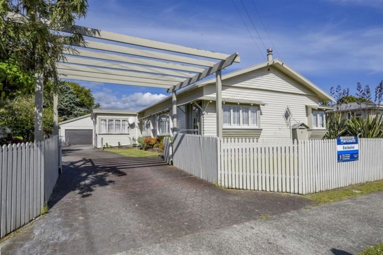 Photo of property in 8 Dittmer Street, Otaki, 5512
