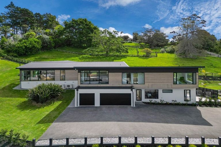 Photo of property in 351 Upper Harbour Drive, Greenhithe, Auckland, 0632