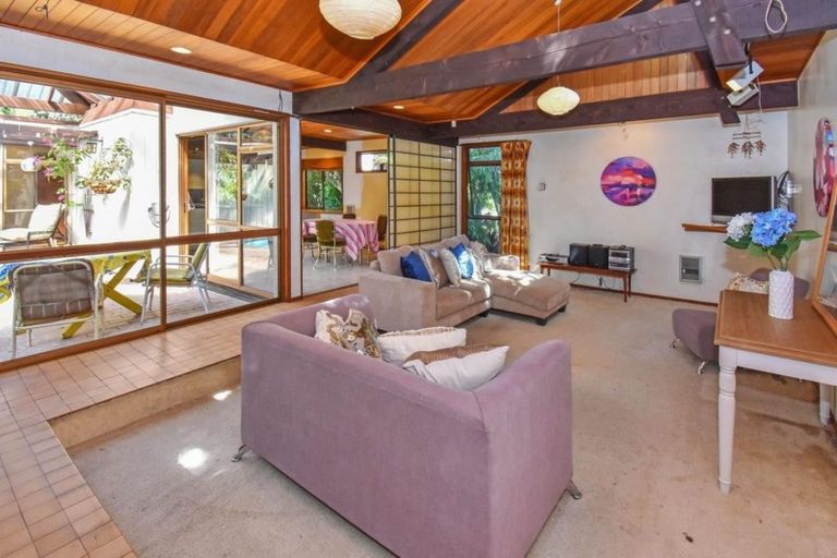 Photo of property in 30 Scenic Drive, Hillpark, Auckland, 2102